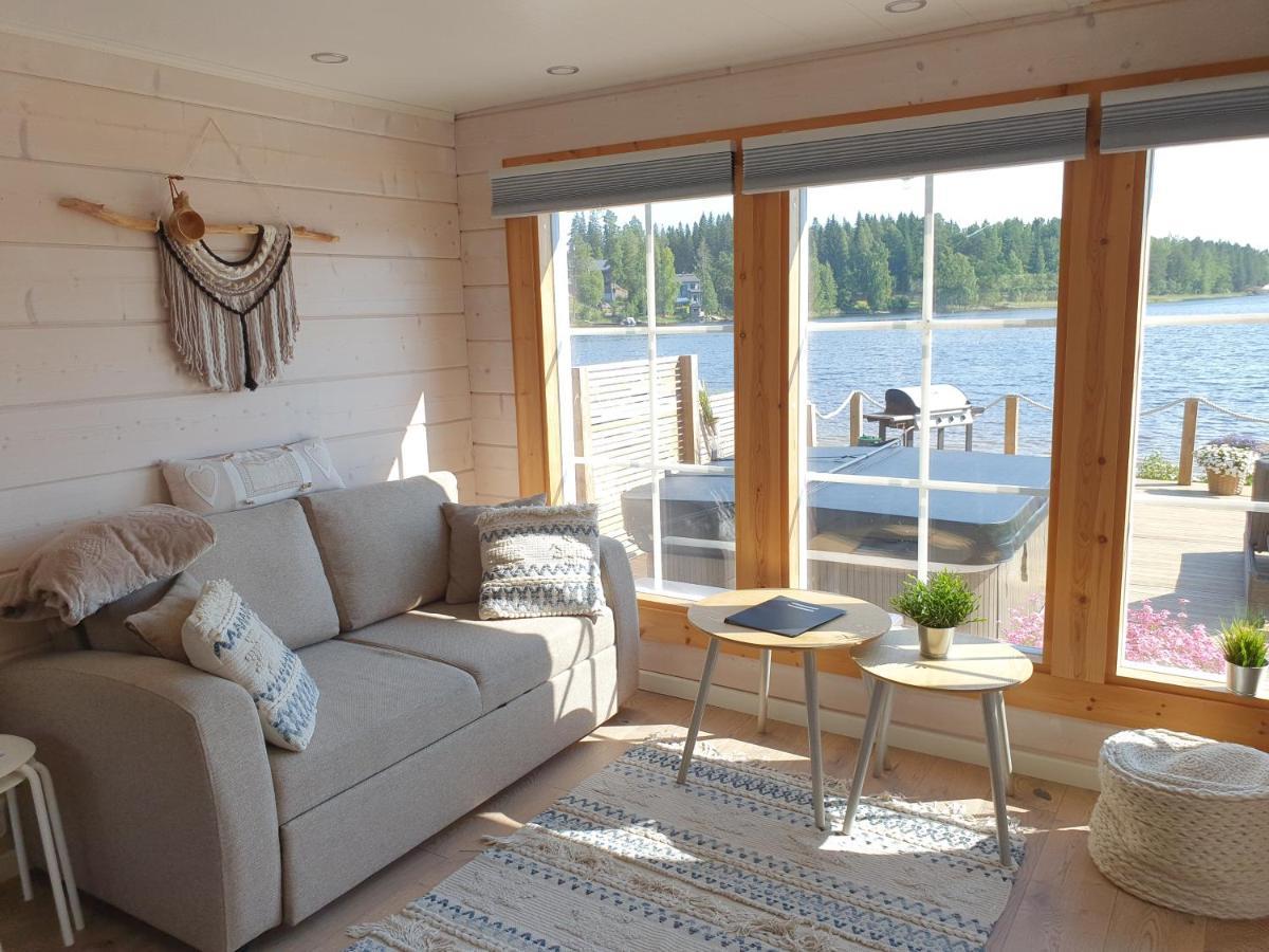 Stunning Log Cabin 45M2 On The Shore Of Kallavesi. クオピオ エクステリア 写真